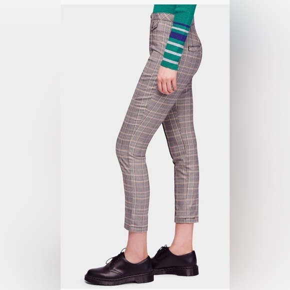 Free People Womens Tailored Plaid Short Pants cropped ankle  size 6 - Picture 6 of 13